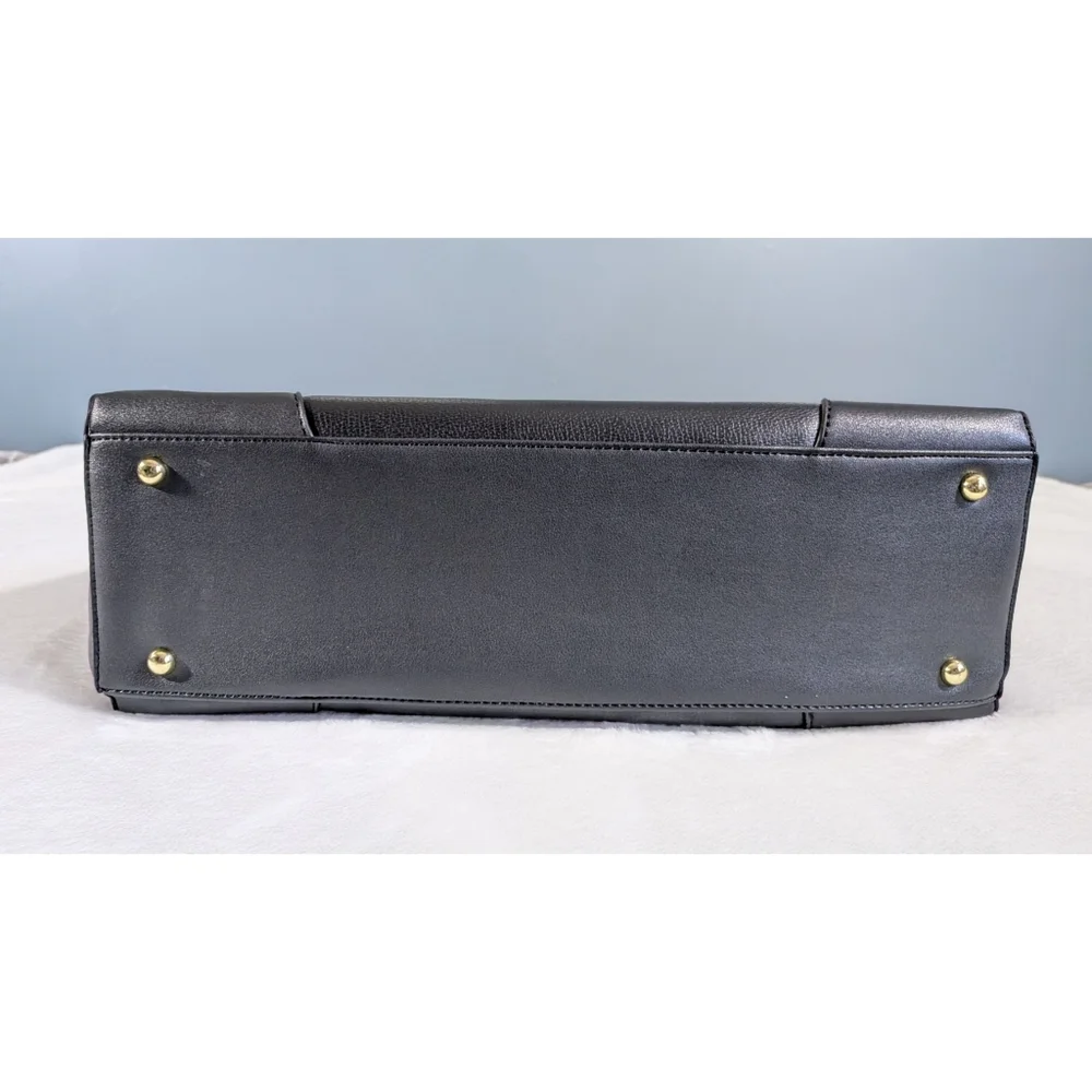 2017 A New Day Chic Laptop Shoulder Bag In Black